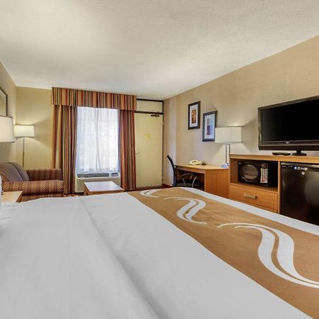 Quality Inn Exit 4 Clarksville Exteriör bild