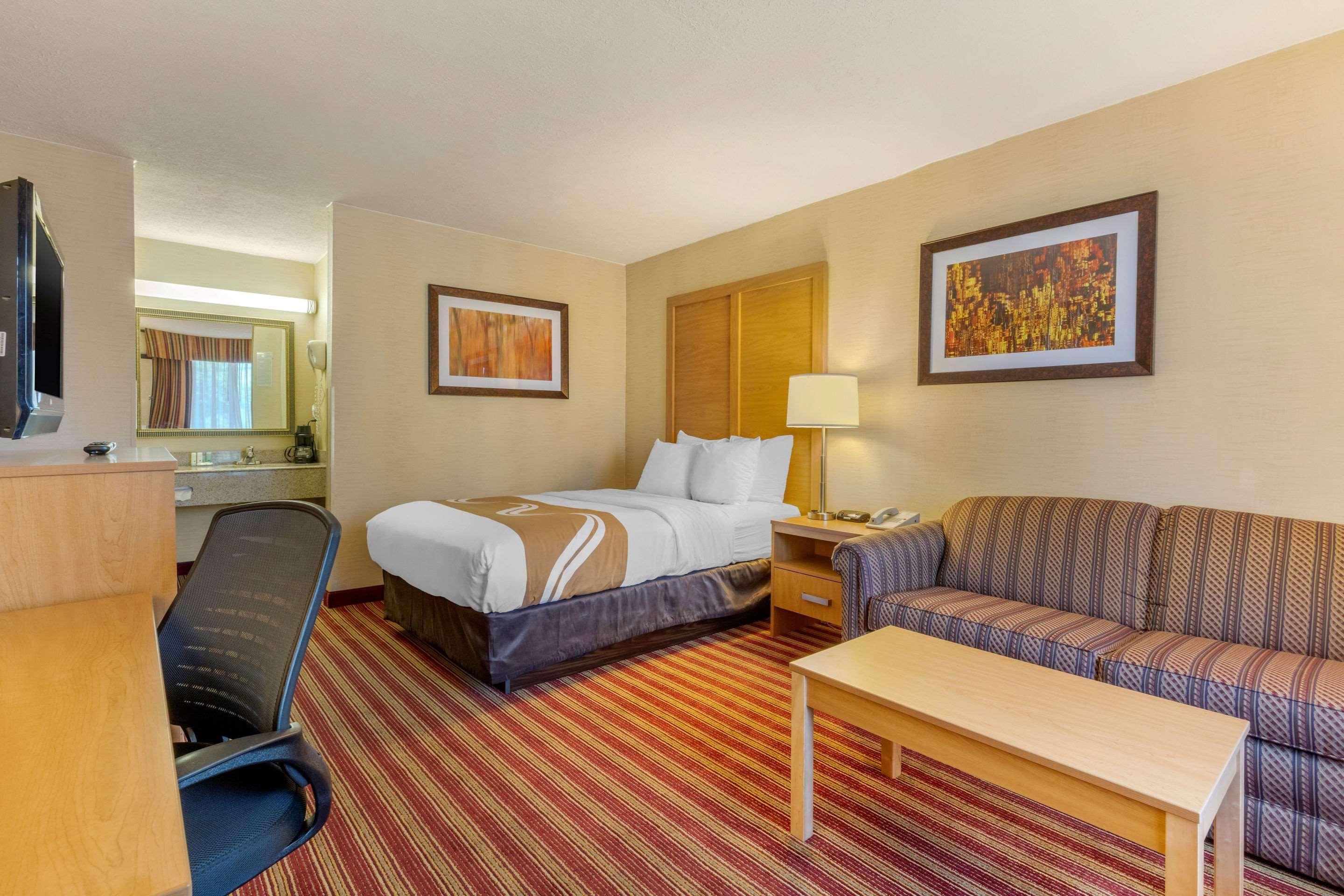 Quality Inn Exit 4 Clarksville Exteriör bild