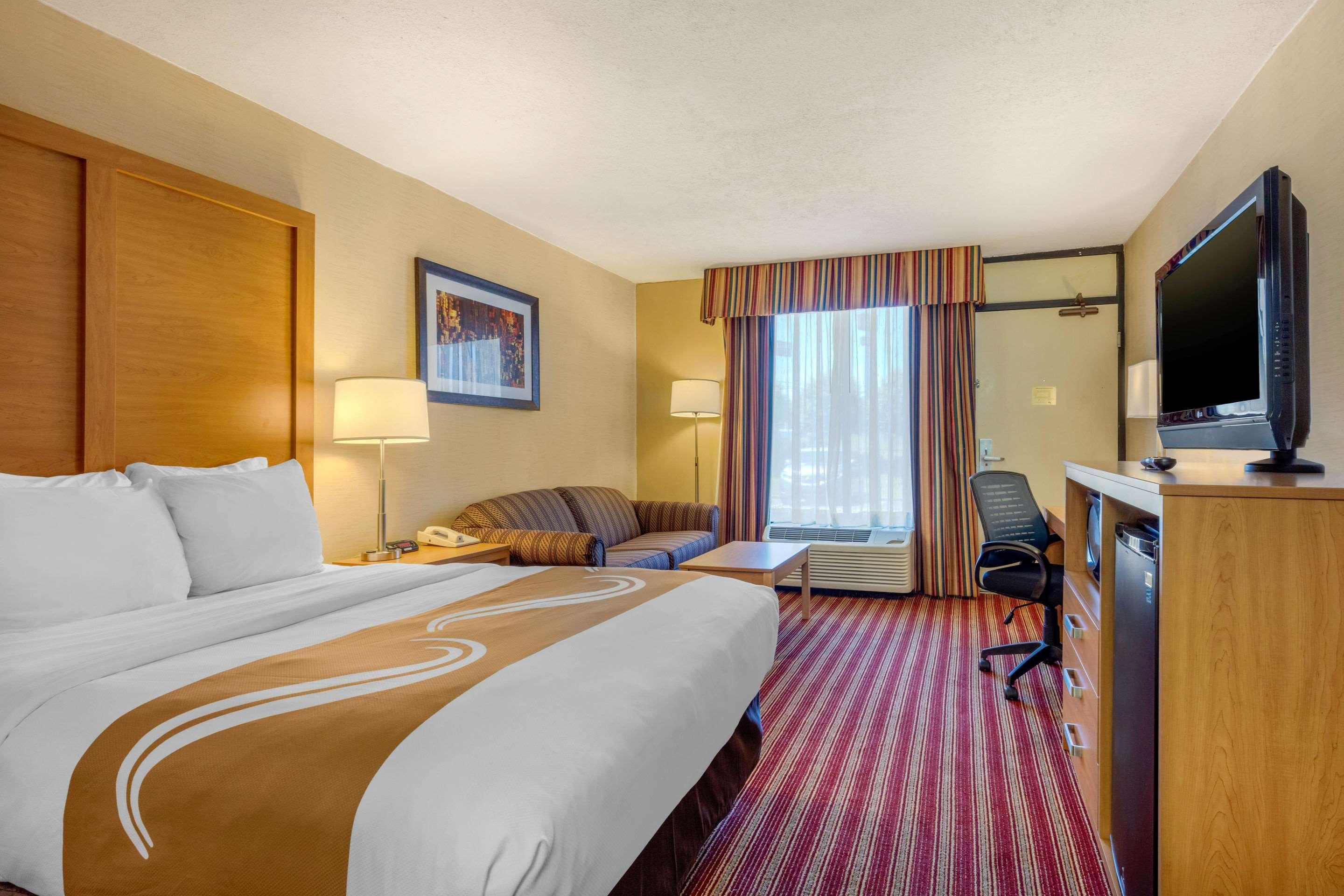 Quality Inn Exit 4 Clarksville Exteriör bild